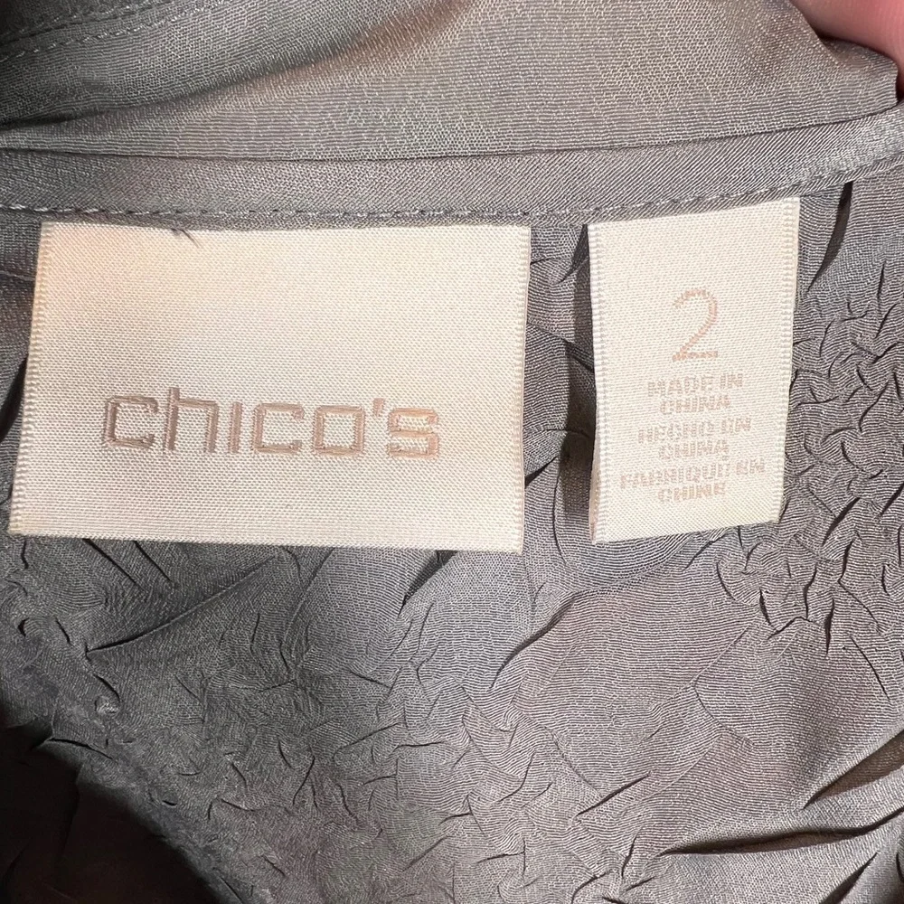 EUC Chico’s Crinkle Texture Blouse - Picture 6 of 7